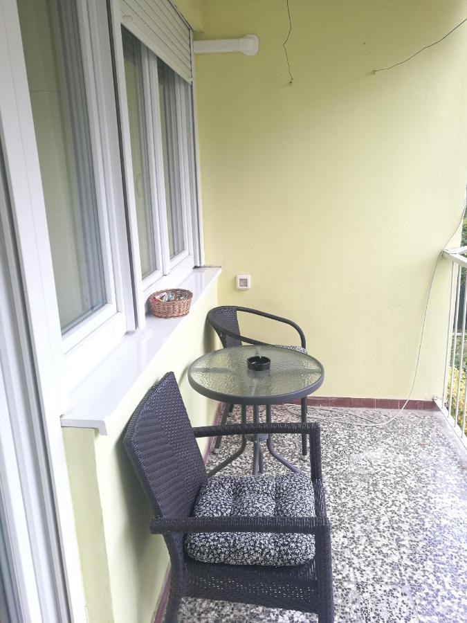 Pretty Big Double Bed Room With Balcony Сплит Екстериор снимка