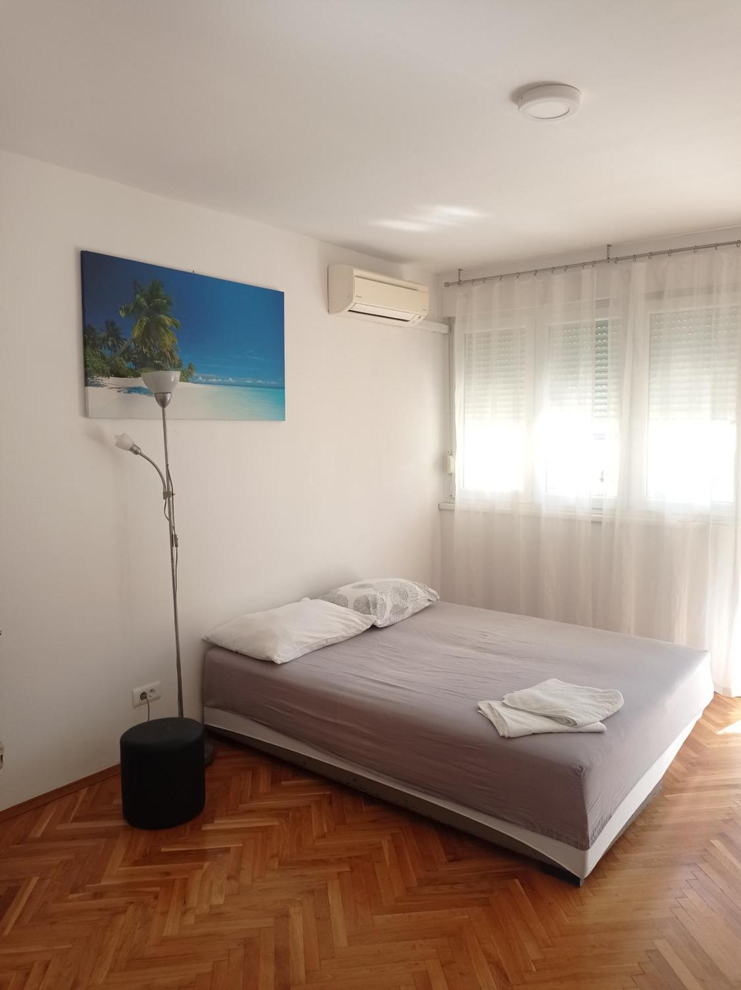 Pretty Big Double Bed Room With Balcony Сплит Екстериор снимка